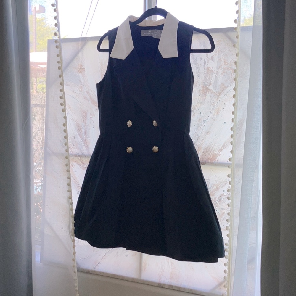 Liz Claiborne petite nautical style dress.